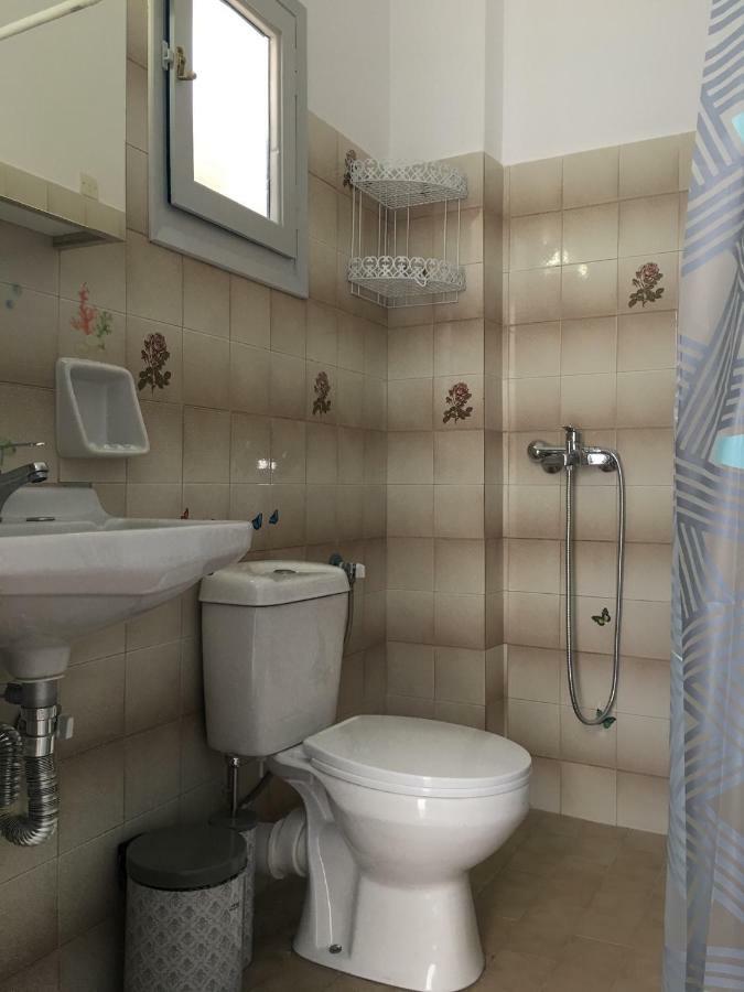 Lalos Rooms Páros Eksteriør billede